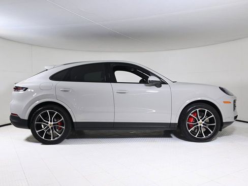 Certified 2024 Porsche Cayenne S image 8