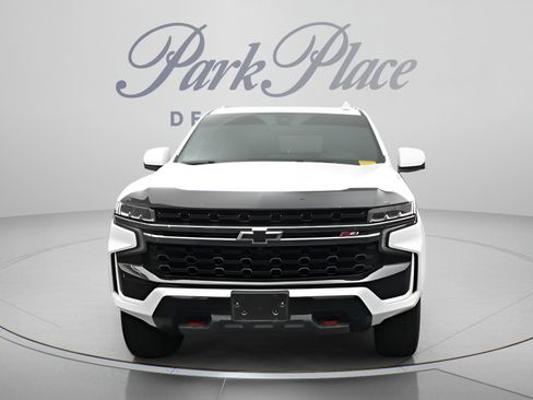 Used 2022 Chevrolet Tahoe Z71 w/ Luxury Package AWD/4WD image 24