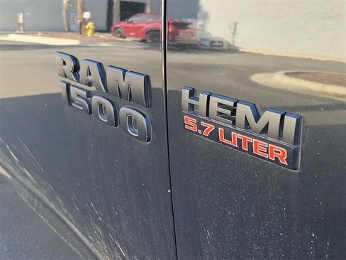 Used 2018 RAM 1500 Big Horn image 9