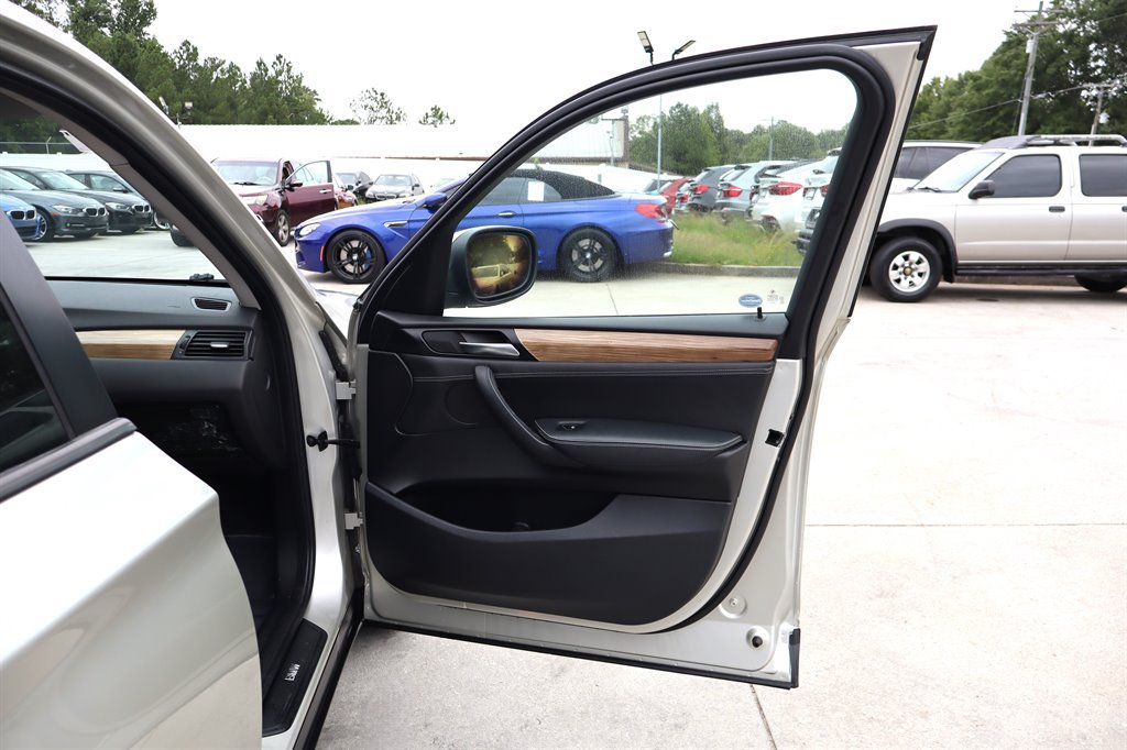 Used 2011 BMW X3 xDrive28i AWD/4WD image 26