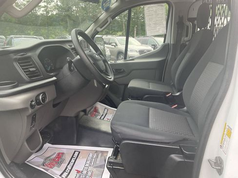 Used 2025 Ford Transit 250 Low Roof w/ Exterior Upgrade Package RWD image 10