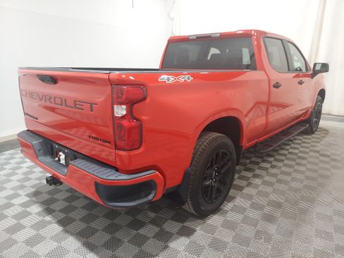 Used 2024 Chevrolet Silverado 1500 Custom w/ LPO, Dark Essentials Package AWD/4WD image 3