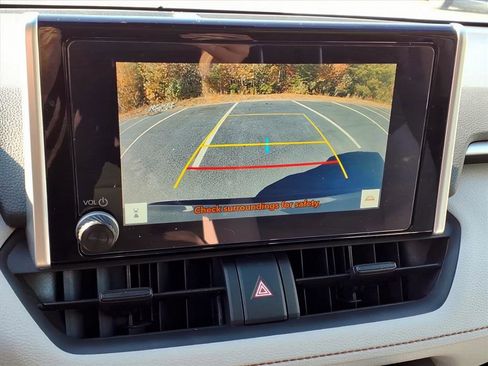 Certified 2024 Toyota RAV4 XLE image 18