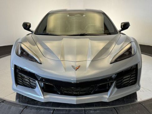 Used 2025 Chevrolet Corvette E-Ray w/ Stealth Interior Trim Package AWD/4WD image 20