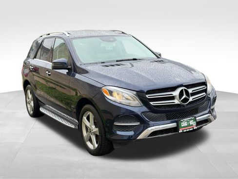 Used 2017 Mercedes-Benz GLE 350 4MATIC image 3