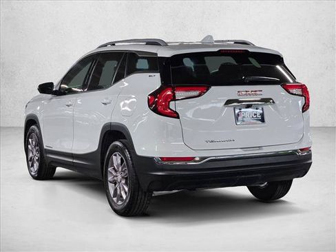 Used 2023 GMC Terrain SLT FWD image 8