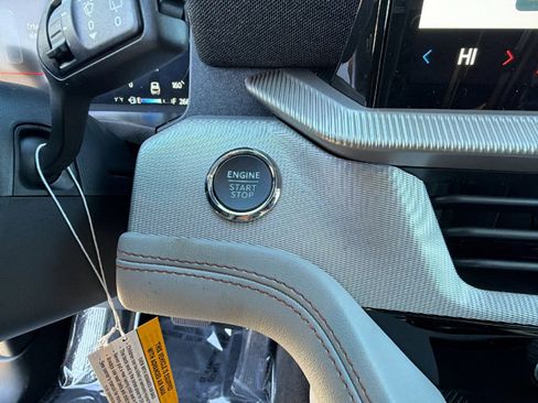 New 2026 Ford Explorer Active w/ Active Comfort Package image 17