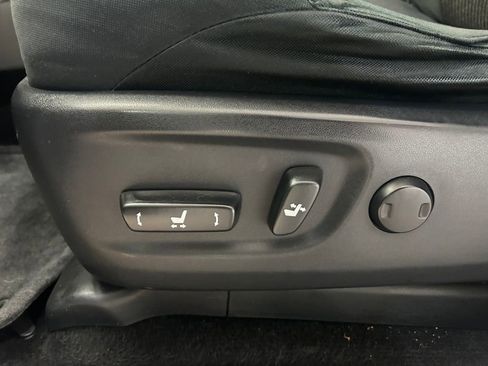 Used 2011 Toyota 4Runner SR5 image 21