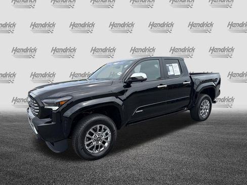 Used 2024 Toyota Tacoma Limited w/ Limited Package (LT) AWD/4WD image 5