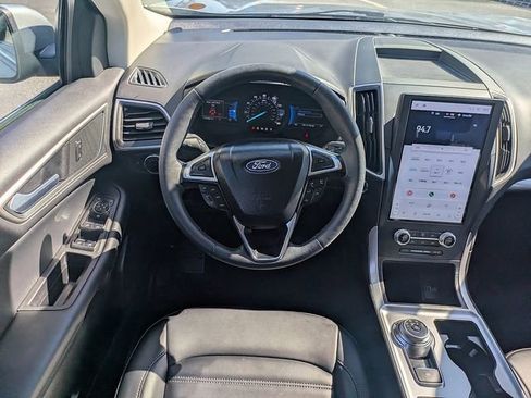 Used 2024 Ford Edge SEL w/ Convenience Package AWD/4WD image 16