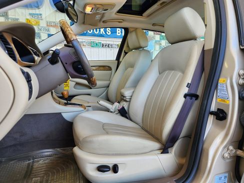 Used 2004 Jaguar X-TYPE 3.0 image 4