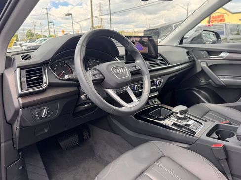 Used 2023 Audi Q5 2.0T Premium w/ Convenience Package AWD/4WD image 13