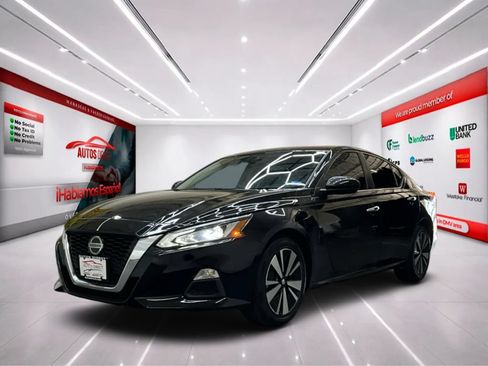 Used 2022 Nissan Altima 2.5 SV FWD image 3