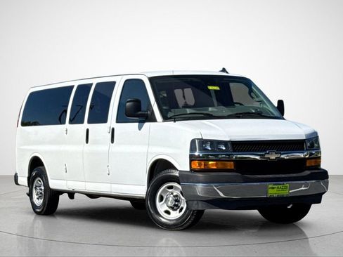Used 2024 Chevrolet Express 3500 LT w/ LT Preferred Equipment Group RWD image 2