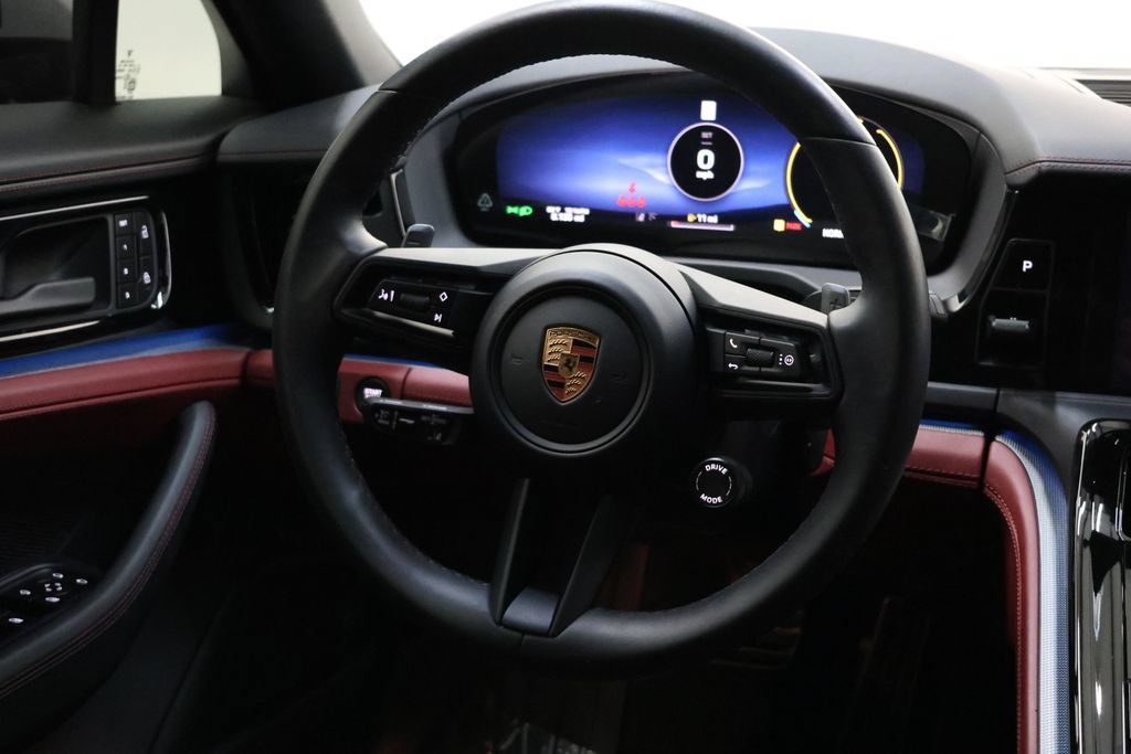 Used 2026 Porsche Panamera image 84