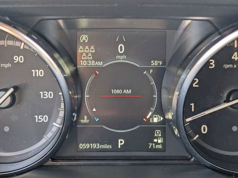 Used 2020 Land Rover Discovery Landmark image 31