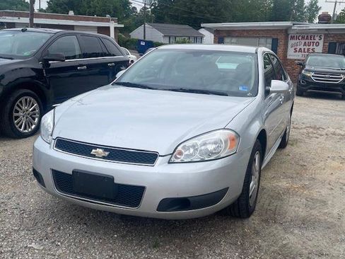 Used 2015 Chevrolet Impala Police FWD image 2