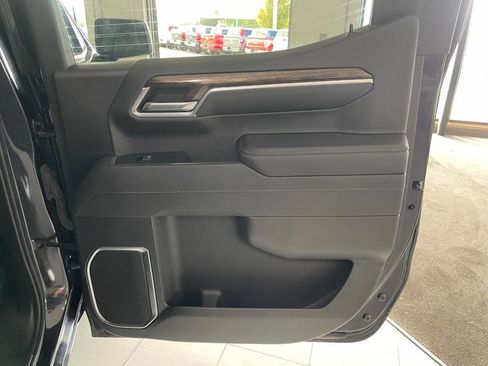 Used 2022 GMC Sierra 1500 Elevation image 25