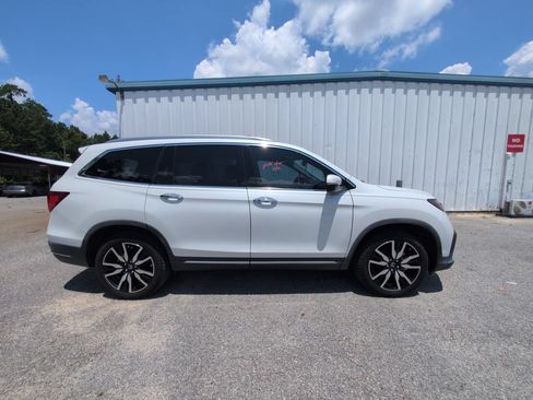 Used 2021 Honda Pilot Touring image 9
