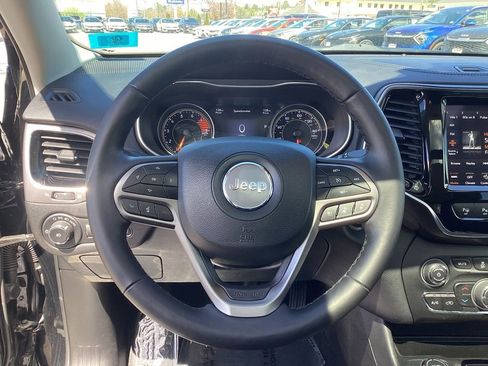 Used 2021 Jeep Cherokee Limited w/ Elite Package AWD/4WD image 17