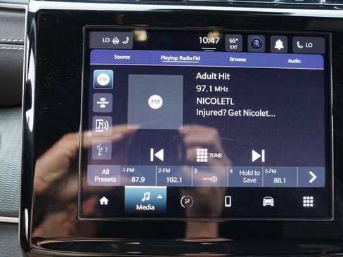 Certified 2024 Jeep Grand Cherokee Laredo w/ Luxury Tech Group I AWD/4WD image 25