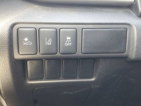 Used 2024 Mitsubishi Eclipse Cross ES AWD/4WD image 23