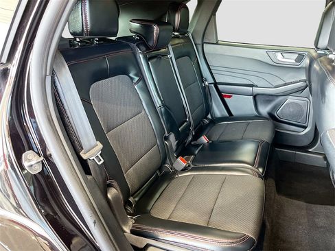 Used 2025 Ford Escape ST-Line image 24