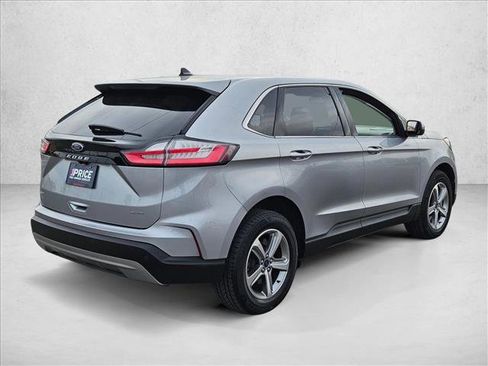 Used 2022 Ford Edge SEL w/ Convenience Package image 5