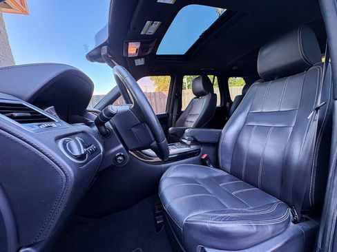 Used 2012 Land Rover Range Rover Sport HSE LUX AWD/4WD image 6