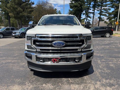 Used 2022 Ford F250 Lariat w/ Lariat Ultimate Package AWD/4WD image 2