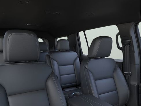 New 2026 Chevrolet Traverse LT w/ Driver Confidence Package FWD image 24