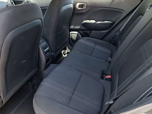 Certified 2024 Hyundai Venue SEL FWD image 11
