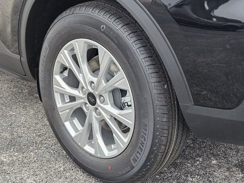 New 2026 Ford Escape Active image 17