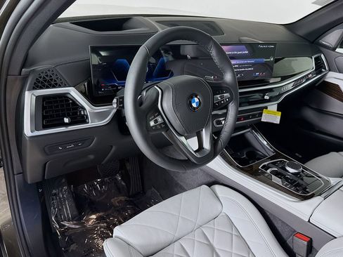 New 2026 BMW X5 sDrive40i w/ Climate Comfort Package image 9