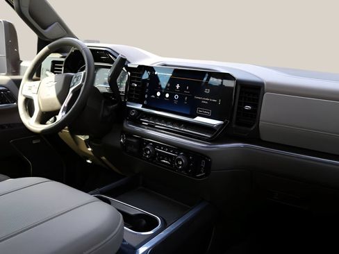 Used 2024 Chevrolet Silverado 3500 LTZ w/ LTZ Convenience Package AWD/4WD image 22