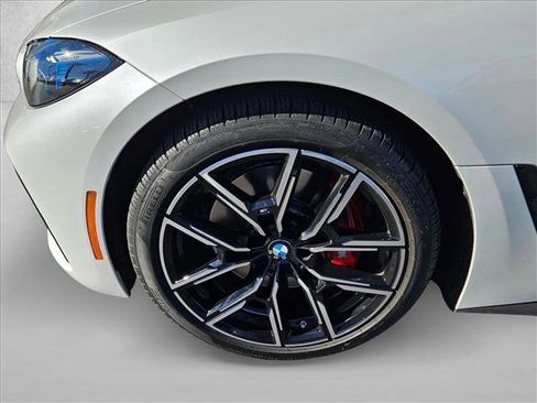 Certified 2025 BMW M440i w/ Premium Package image 23