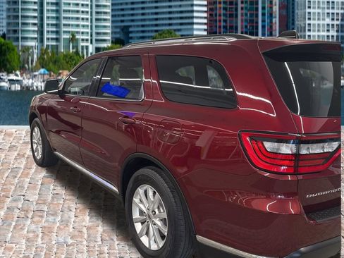 Used 2023 Dodge Durango SXT RWD image 4