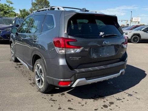 Used 2023 Subaru Forester Touring w/ Popular Package #2 AWD/4WD image 5