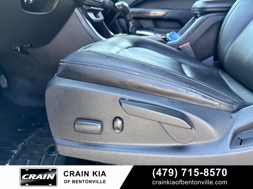 Used 2018 GMC Canyon SLT w/ Driver Alert Package AWD/4WD image 22