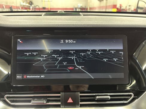 Used 2022 Kia Niro EX Premium image 16