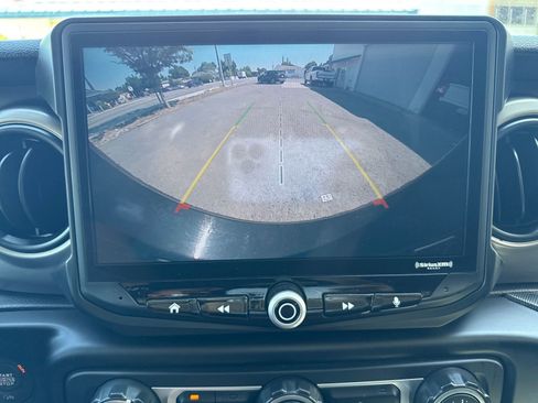 Used 2020 Jeep Wrangler Unlimited Sport S AWD/4WD image 21