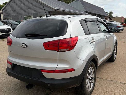 Used 2016 Kia Sportage LX AWD/4WD image 5