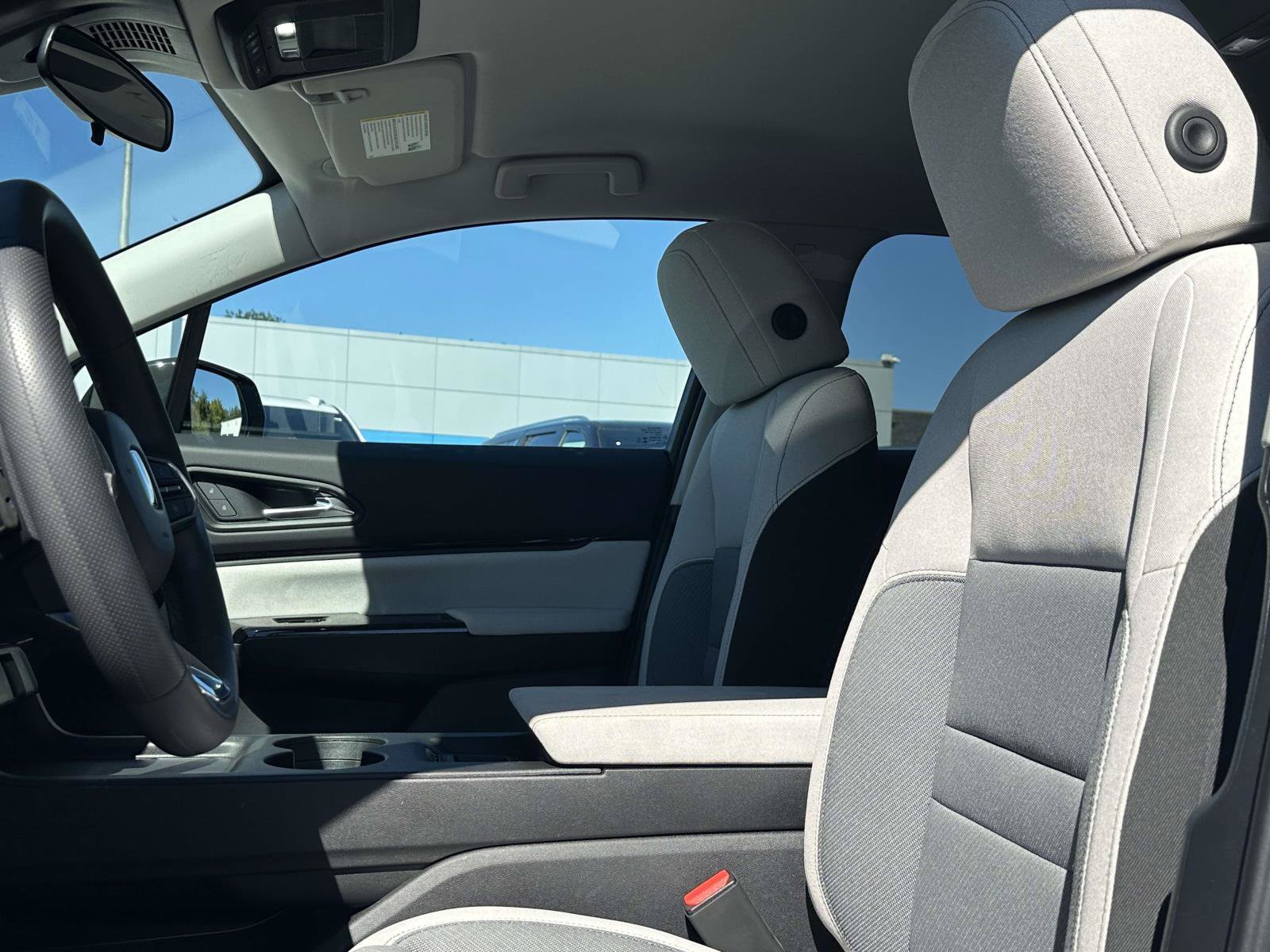 Used 2024 Honda Prologue EX image 23