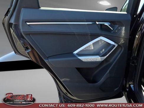 Used 2021 Audi Q3 2.0T Premium w/ Convenience Package AWD/4WD image 12