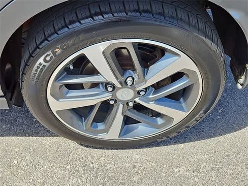 Used 2019 Hyundai Kona Ultimate image 17