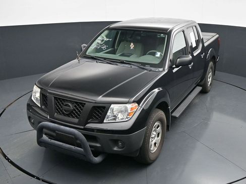 Used 2019 Nissan Frontier S AWD/4WD image 11