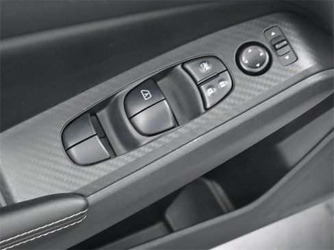 Used 2024 Nissan Altima 2.5 SV image 13