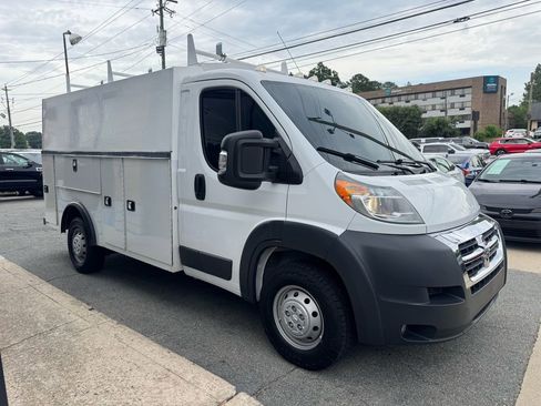 Used 2018 RAM ProMaster 3500 w/ Premium Appearance Group FWD image 2