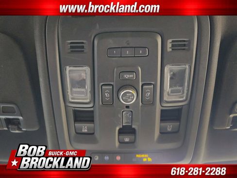 Used 2021 GMC Yukon Denali w/ Denali Ultimate Package AWD/4WD image 38