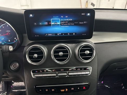 Certified 2022 Mercedes-Benz GLC 300 image 15